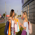 Wat is het verschil tussen outlet winkels en reguliere winkels?
