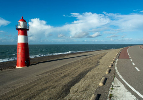 Wat maakt Millingen aan de Rijn tot een uniek dijkdorp in het rivierengebied?